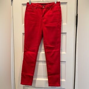 Needle & Cloth woman’s red pants, size 6. Excellent condition.